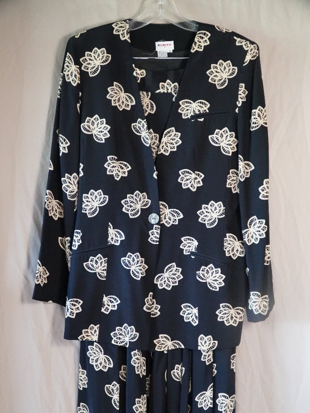 Vintage Rodier floral pattern black silk blazer+skirt